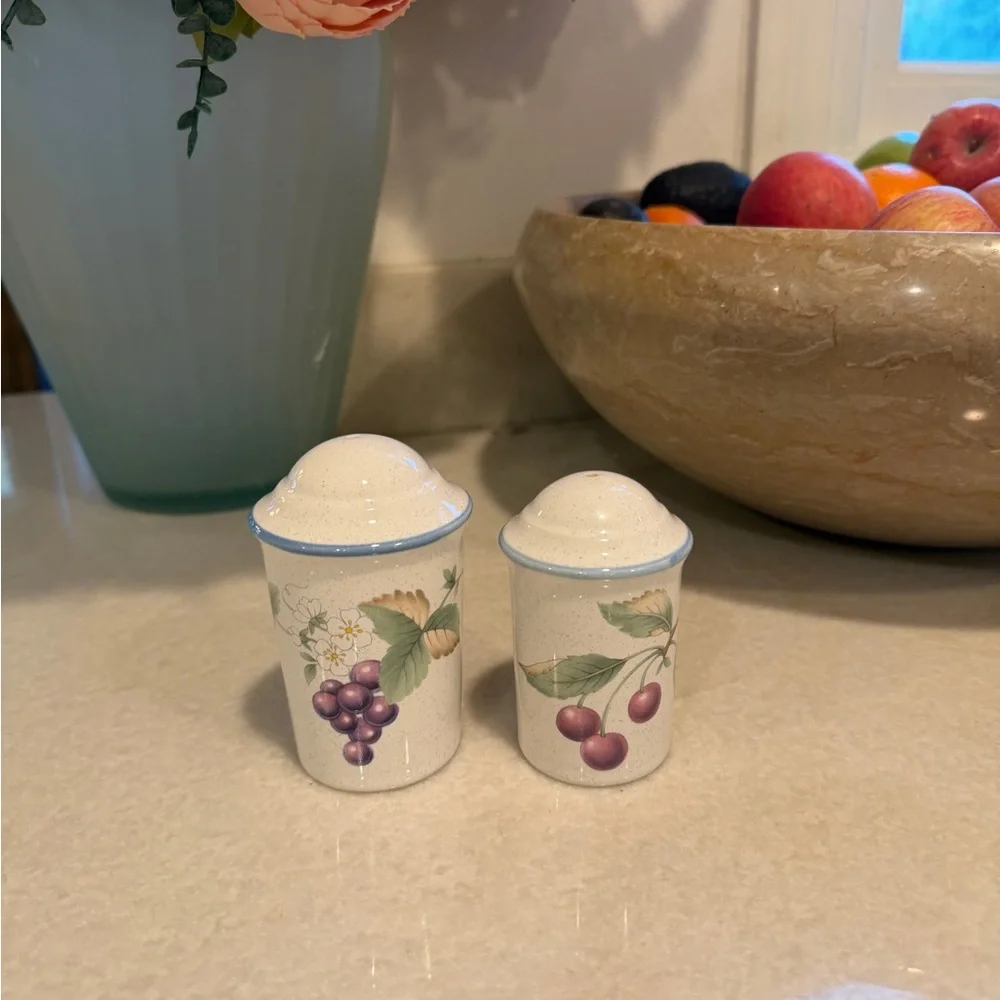 Vintage Savor Vivre ceramic salt and pepper shakers with fruit motif